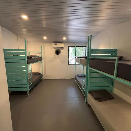 Traverse Luxe Hostel Палолем Экстерьер фото