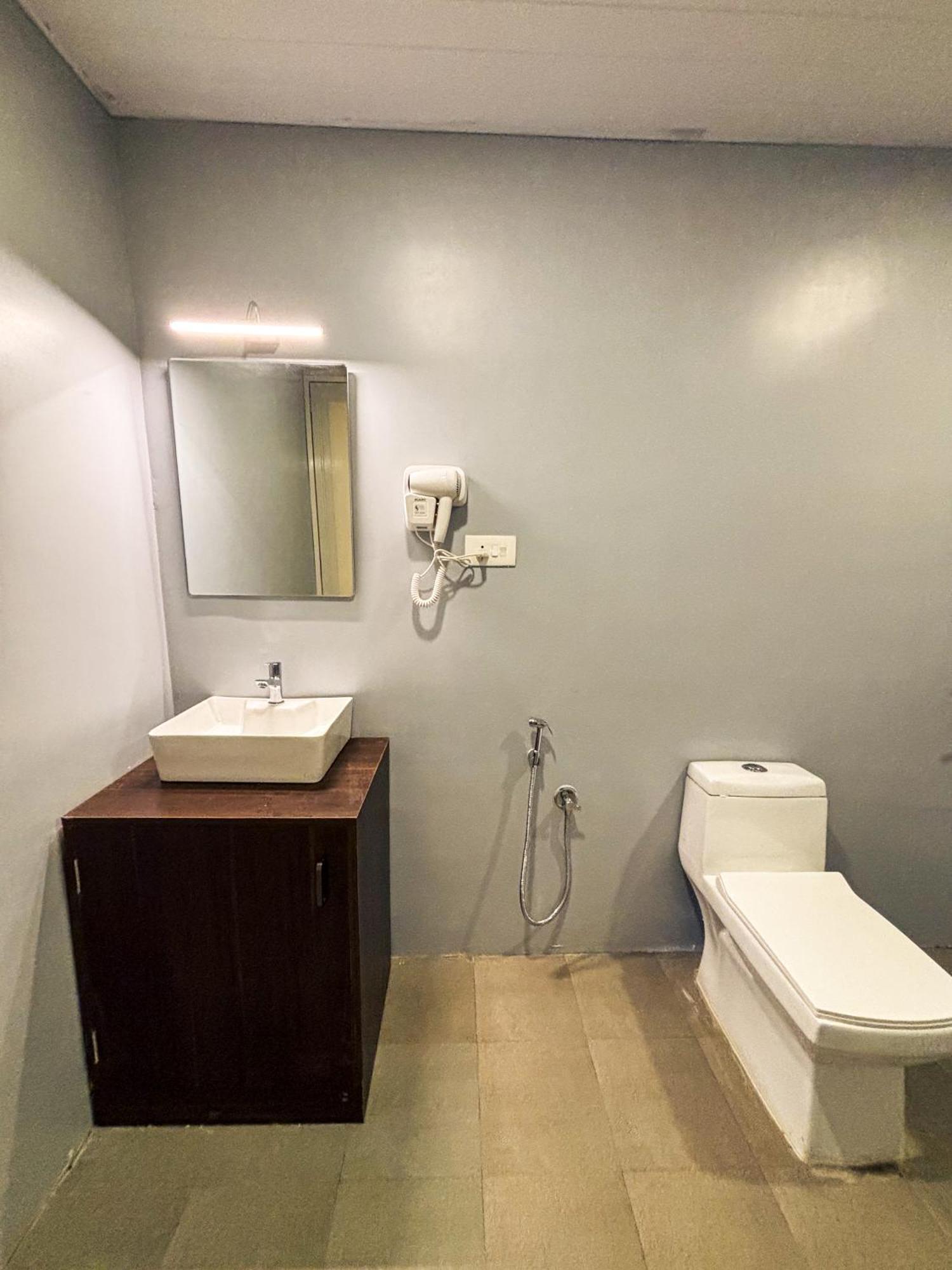 Traverse Luxe Hostel Палолем Экстерьер фото
